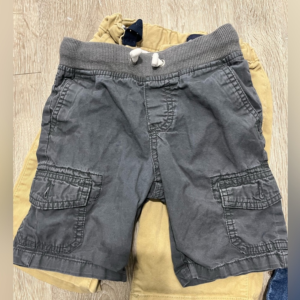 Cat&Jack 4T gray with strings